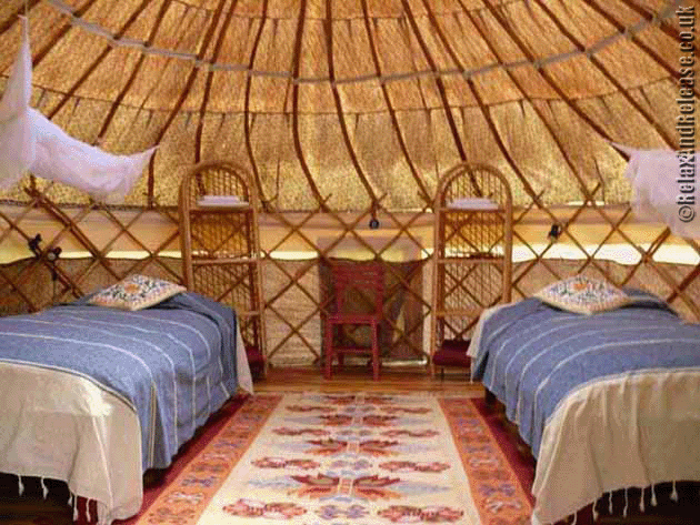 Catherine Annis Scaravelli yoga retreat holiday Huzur Vadisi