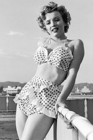View Marilyn Monroe @ our Pinterest Gallery Marilyn Monroe, Vintage, Old, Photo
