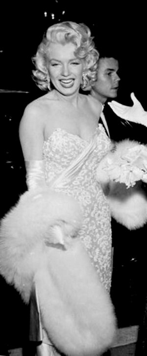 View Marilyn Monroe @ our Pinterest Gallery Marilyn Monroe, Vintage, Old, Photo
